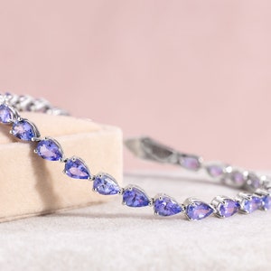 AAAA Tanzanite Tennis Bracelet in Platinum Plated Sterling Silver, Tanzanite Bracelet, Tanzanite Jewelry, Gemstone Bracelet for Her