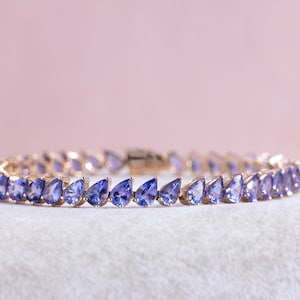 AAAA Tanzanite Tennis Bracelet in Yellow Gold Plated Sterling Silver, Tanzanite Bracelet, Tanzanite Jewelry, Gemstone Bracelet for Her