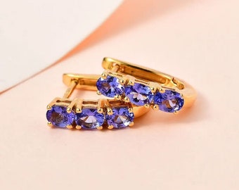 Boucles d'oreilles tanzanite Huggie AAAA en argent sterling plaqué or jaune, boucle d'oreille tanzanite, boucle d'oreille tanzanite, cadeau pour elle