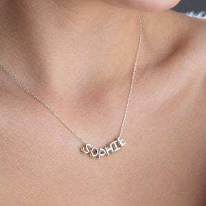 Colar com nome de bolha dourada Colar delicado com letras de bolha 3D Colar com letras de balão de prata esterlina para mulheres Colar inicial de bolha para mãe