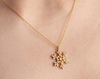 Dainty Gold Snowflake Necklace Sterling Silver Snowflake Pendant Silver Snowflake Necklace Snow Necklace Snowflake Pendant Necklace