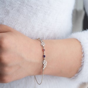 Memorial Bracelet with Birthstone Dainty Gold Angel Wings Bracelet Sterling Silver Guardian Angel Bracelet for Mom Gift for Her