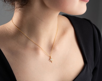 Star Pendant Necklace, Vintage Celestial Silver Stern Star