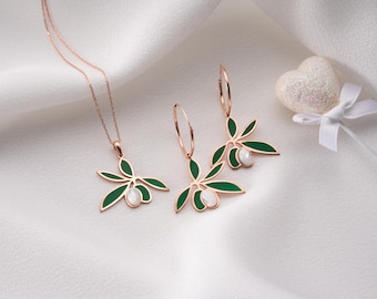 Green Olive Branch Necklace and Olive Branch Earrings Set, Necklace and Earrings Set Green:  Minimalist Jewelry Set