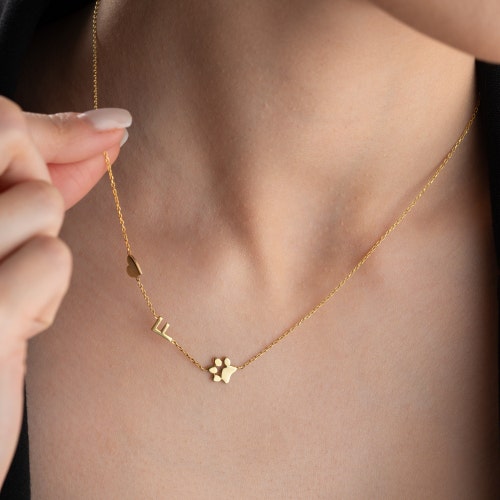 Dainty Initial Paw Necklace Personalized Paw Necklace Custom Paw Initial Necklace with Paw Necklace with Letter Dog Paw Necklace with Heart