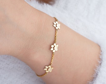 Gold Paw Print Bracelet, Personalized Dog Paw Bracelet, Tiny Paw Bracelet, Paw Name Bracelet, Custom Pet Bracelet, Dog Lover Gift