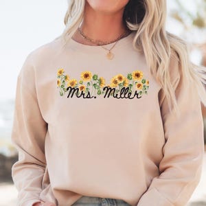 Aangepast leraarscadeau, aangepast leraarsshirt, lerarenshirts, cadeaus leraar waardering, terug naar school-shirt, shirt leraar naam