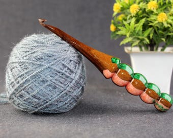 Ręcznie robiony szydełko z palisandru: ergonomiczny uchwyt z żywicy epoksydowej