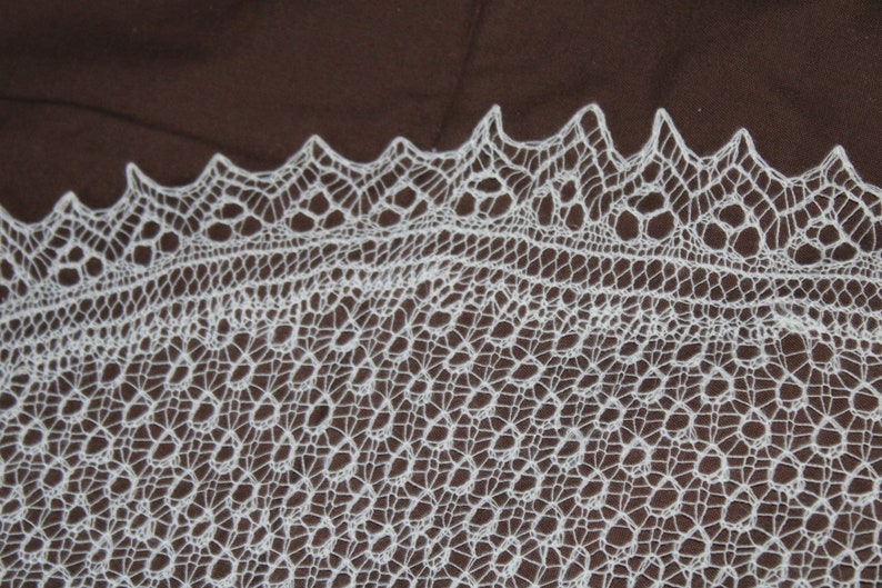 Knitted Lace Wedding Shawl/Wrap/White/Large zdjęcie 5