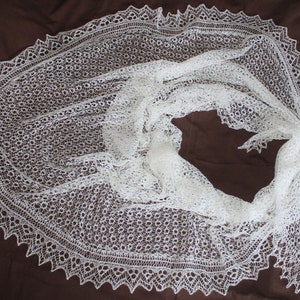 Knitted Lace Wedding Shawl/Wrap/White/Large zdjęcie 8