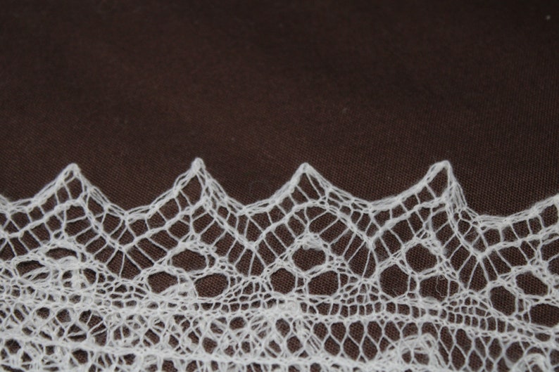 Knitted Lace Wedding Shawl/Wrap/White/Large zdjęcie 7