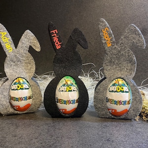 Osterhase mit Name aus Filz I Ü-Ei Halter I Personalisiert I Ostergeschenk I Kleines Dankeschön I Mitbringsel I Schokohase I Ostern Bild 1