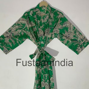 Floral Print robes, bridesmaid kimono robe, floral kimono night suit, bridal kimono, Indian floral gown, Indian floral robe, printed organic