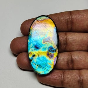 ¡Hermoso! Cabujón de labradorita arcoíris de calidad AAA++, forma ovalada, 52 × 27 × 7 mm, 100 ct, ideal para hacer joyas.