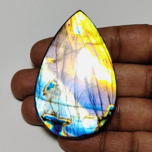 ¡Hermoso! Cabujón de labradorita arcoíris de calidad AAA++ en forma de pera de 64 × 40 × 7,50 mm y 175 ct. ¡Ideal para hacer joyas!