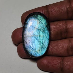 Wunderschön!! AAA ++ Qualität Grün Auffälliger Labradorit Edelstein Cabochon Oval Form Edelstein Am besten für die Schmuckherstellung !!