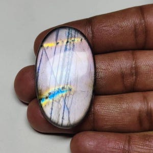 Meraviglioso!! Pietra preziosa di labradorite viola appariscente di qualità AAA++, forma ovale cabochon, ideale per la creazione di gioielli!!