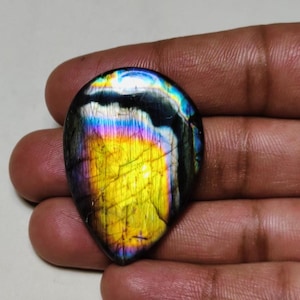 Sehr hochwertige Multi auffällige Spectrolith Labradorit Edelstein Cabochon Birnenform Am besten für die Schmuckherstellung !!