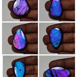 Cabochão de labradorita espectrolita roxa chamativa de altíssima qualidade / Gema única em formato de mistura de labradorita / Gema solta de labradorita!!