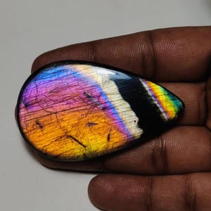Wunderschön!! AAA ++ Qualität Regenbogen Flash Labradorit Cabochon Birnenform Am besten für Schmuckherstellung !!