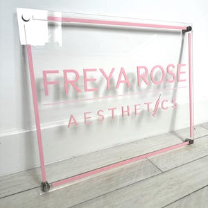 Laser geschnittenes Logo Schild, Beauty Salon Schild, 3D Business Schild, Business Schild, benutzerdefinierter Laserschnitt, Logo mit erhabenem 3D Design.