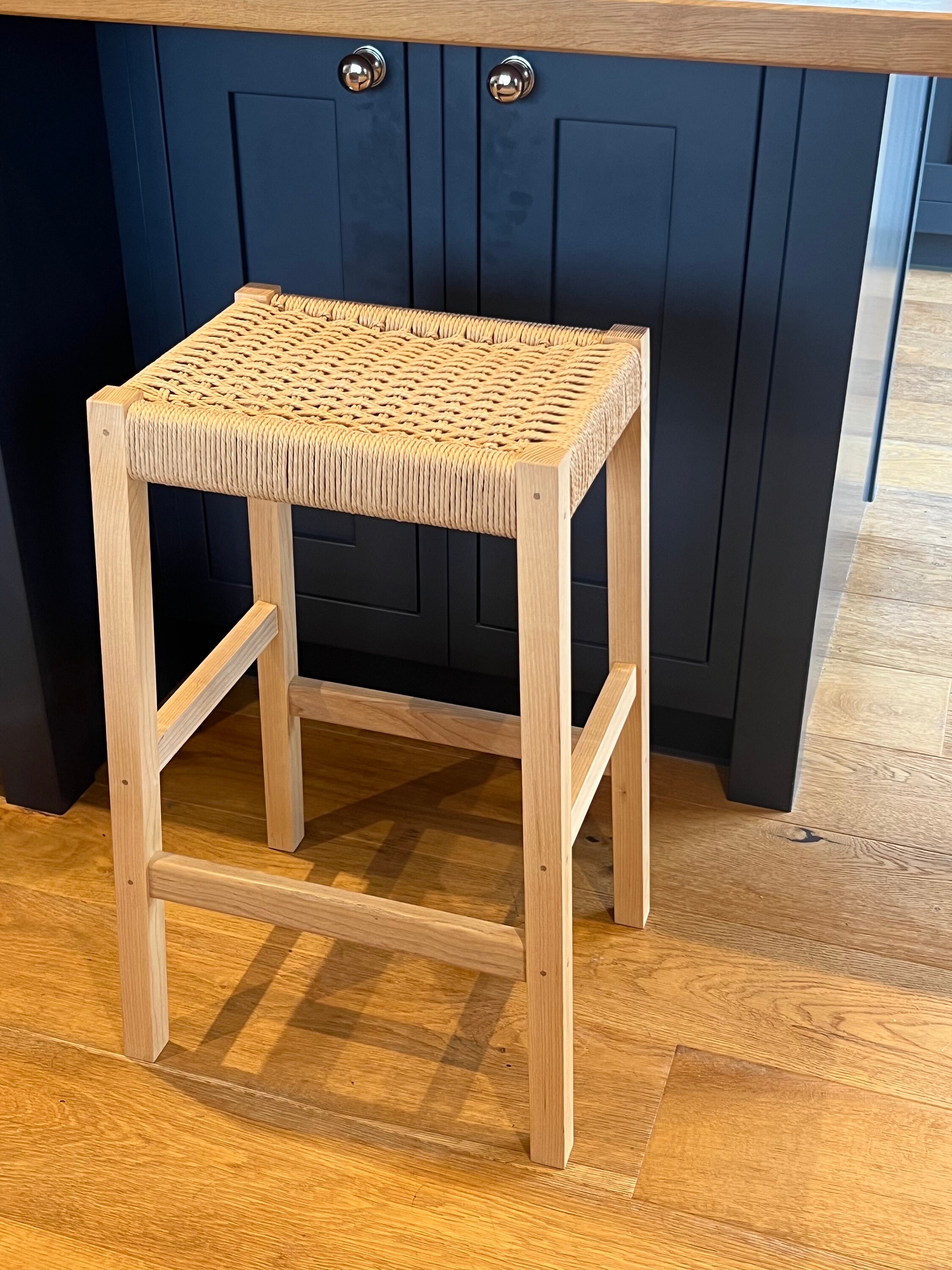 Danish outlet counter stool