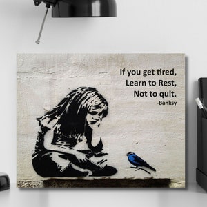 Banksy Mała Dziewczynka, Dziewczynka i Ptak, Nie Poddawaj Się, Nigdy Nie Poddawaj Się, Cytaty Motywacyjne, Banksy Plakat Płótno, Rysowanie Sztuki, Pomysły Na Prezenty, Wystrój Domu