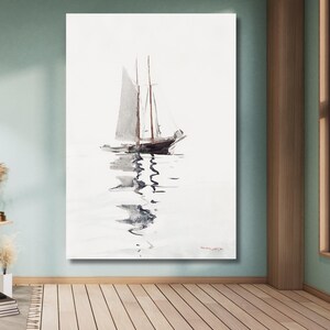 Pode incluir: Uma pintura em aquarela de um veleiro com velas brancas em um corpo de água tranquilo. O veleiro está no centro da imagem e está voltado para o observador. A água é de cor azul clara e há ondas na água.