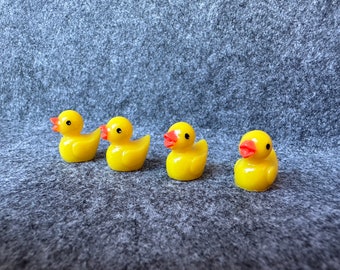 Mini patos (juego de 4) para el gnomo o la casa de muñecas | Accesorios de Papá Noel secreto | Accesorios para casa de muñecas