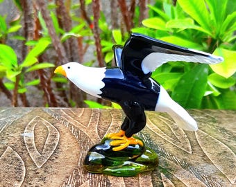 鷲の置物 動物 手描き 吹きガラス アート 鳥 コレクション ギフト 装飾