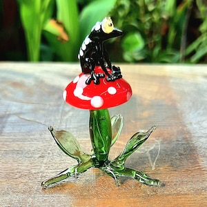 Murano Handmade  Mushroom Glass Art  Home Decor Mushroom With Frog