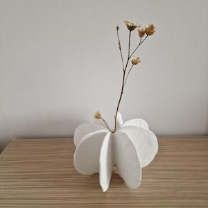 White modern paper mache vase | Organic papier mache vase | Wabi sabi vessel | Entry table decor | Sustainable decor| Structural rustic vase