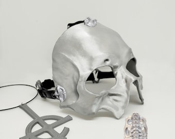 Papa V Perpetua Mask,  Papa Emeritus Mask