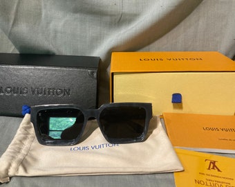 millionaires- rare sunglasses dust bag and box included