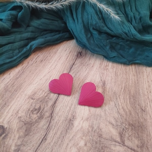 Heart earrings with marks | Personalized earrings | Polymer clay earrings | Original textured earrings