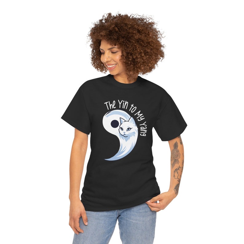 Chemise assortie Yin-Yang, T-shirt couple Catlover, Yin et Yang chats, Chemise assortie Bestie, Cadeau esthétique unique pour maman et papa pour chatons doux image 5