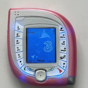Roze Nokia 7600