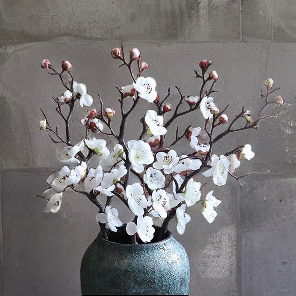 Artificial Silk Cherry Flower, Cherry Blossom, Plum Blossom, Small Winter Flower, Wedding and Home Floral Decoration, Traditional Chinese.