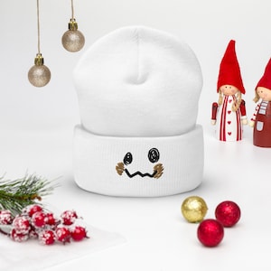 Gorro bordado inspirado em Mimikyu | Kawaii | Presente para adulto