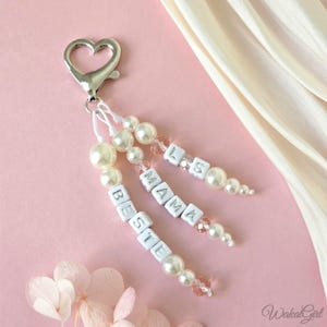 Llavero personalizado / colgante de corazón y cuentas brillantes, regalo para mamá, nombre deseado, diferentes colores, llavero hecho a mano