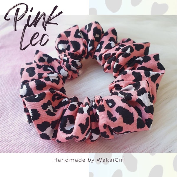 Leo Scrunchie, hair tie with Leo print, pink animal print hair tie, organic cotton, trend accessories, ponytail holder trend, gift for girls