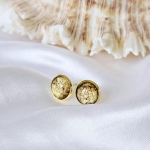 World map stud earrings, world earrings, globe stud earrings, cabochon earrings 8 mm, stainless steel gold, handmade jewelry, gift for travelers