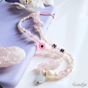 Handykette Edelstein Rosenquarz Anhänger Handy Charm rosa weiß Handyband mit Perlen Evil Eye Glücksbringer Phone Charm personalisiert Name