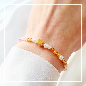 Pulseira de pérolas com coração / Pulseira Boho / Presente para madrinhas / Pulseira mãe e filha / Pulseira da amizade de ouro / Joias de pérolas feitas à mão