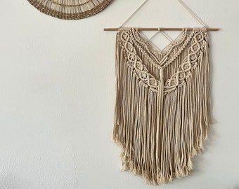 Macrame wall hanging | Arnelle | Wall decor | Boho