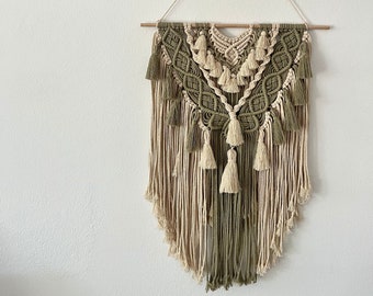 Macrame wall hanging | Nayla | Wall decoration | Boho