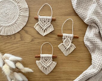 Macrame ornaments | Cinnamon sticks | Christmas tree decorations | Small gifts | Christmas decorations