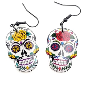 Day of the Dead Sugar Skull Earrings-Día de los Muertos Earrings-Halloween-Detailed Sugar Skull Earrings