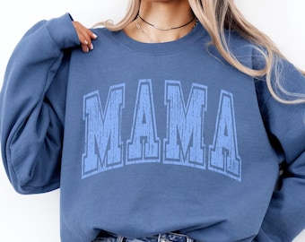 Sudadera monocromática para mamá, cuello redondo universitario, regalo moderno para el Día de la Madre, suéter personalizado con estética retro monocromática.