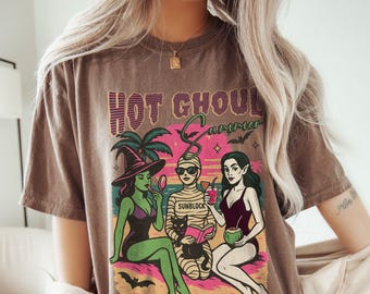 Comfort Colors® Hot Ghoul Summer Shirt Trendy Summerween Tee, Cute Summer Halloween T-shirt, Retro Witch Mummy Beach Lover Best Friend Gift